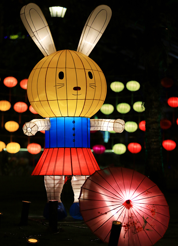 Con đường đèn lồng dài 1000m ở Đà Nẵng